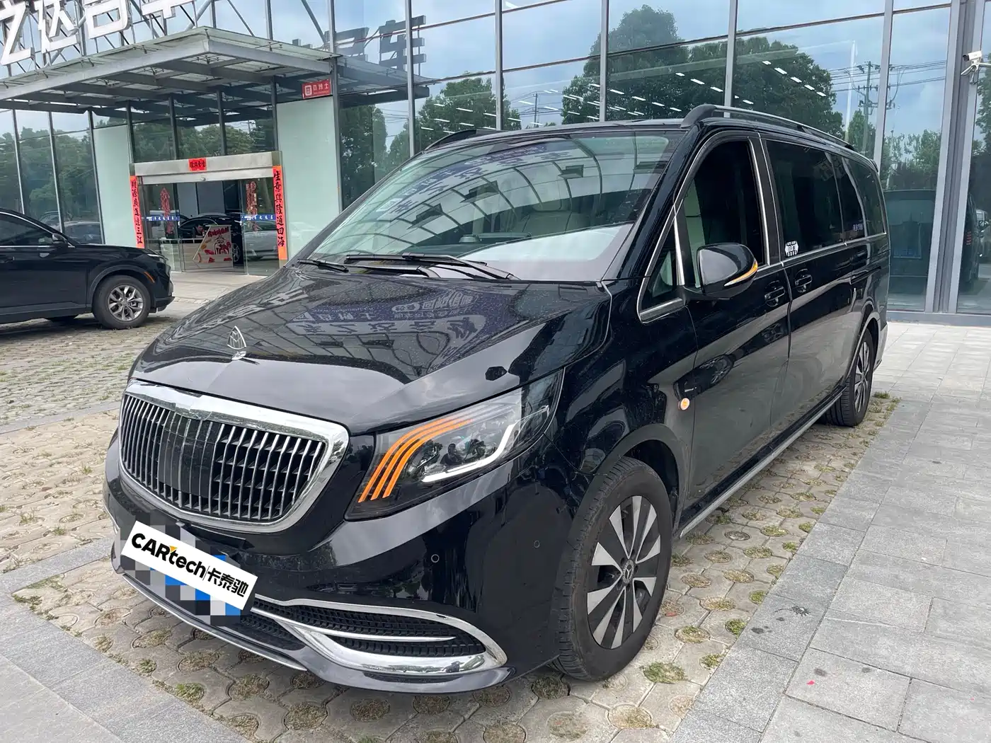 Mercedes-Benz Vito 2023 2.0T Business 7-Seater