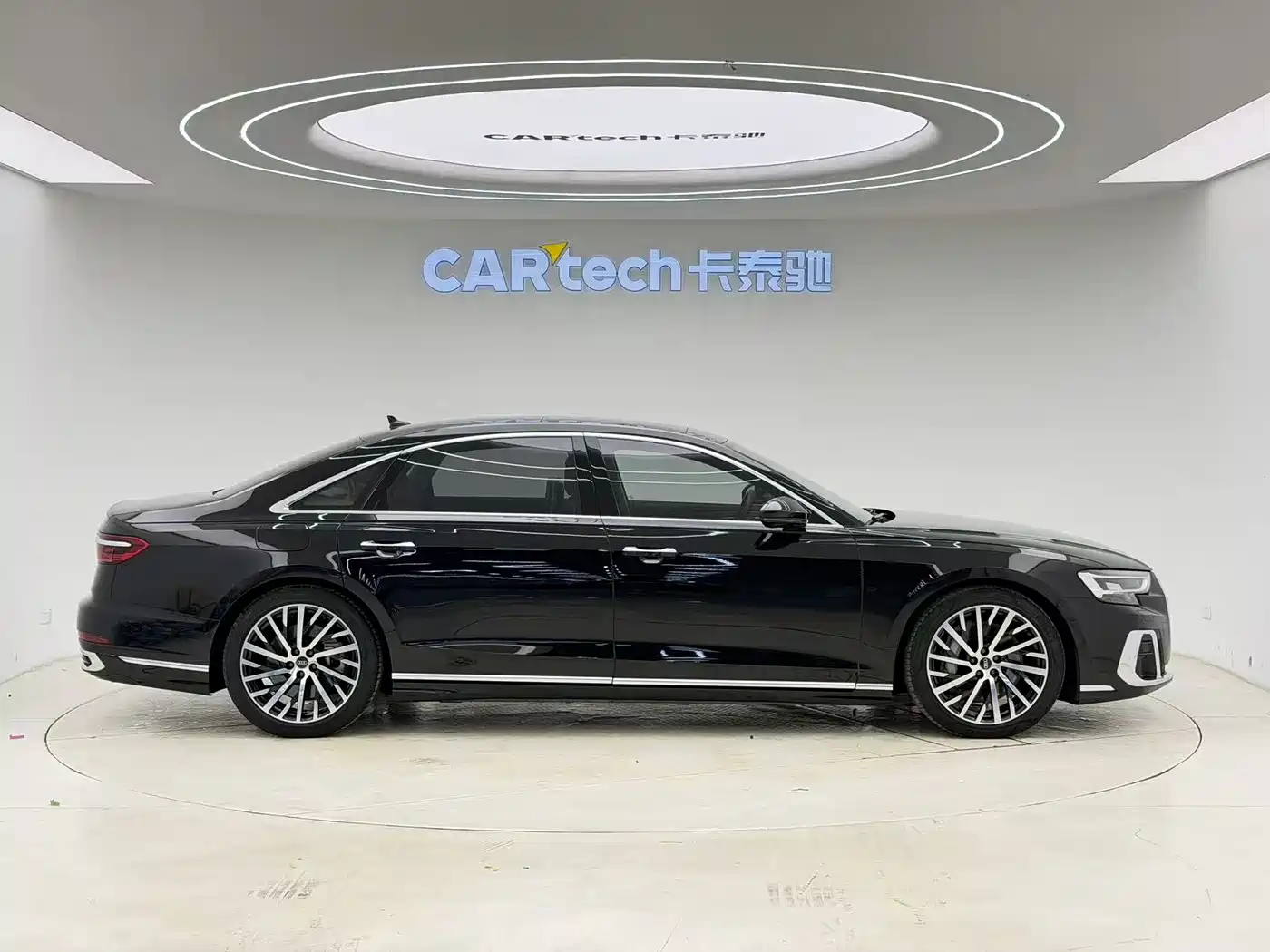 Audi A8 2024 Model A8L 55 TFSI quattro Flagship фото 6