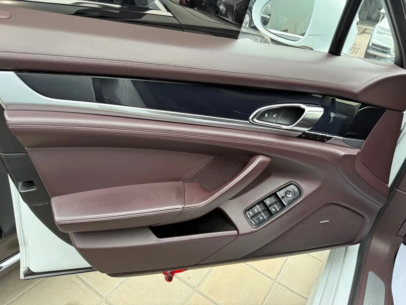 Porsche Panamera 2016 Panamera 4 Edition 3.0T фото 6
