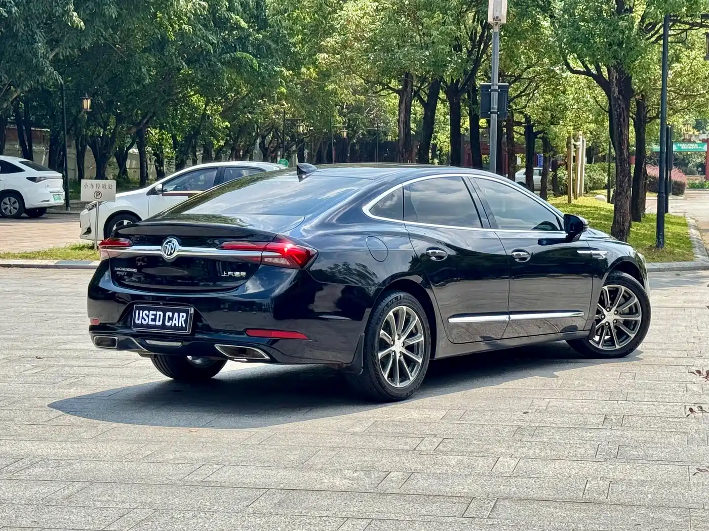 Фото 6 - Buick LaCrosse