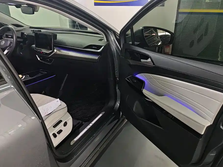 Volkswagen ID.6 X 2024 2023 Upgraded Powerful AWD Edition