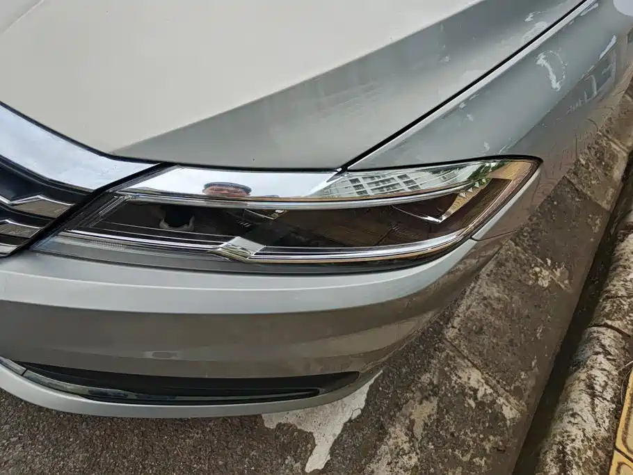 Фото 5 - Volkswagen Lavida