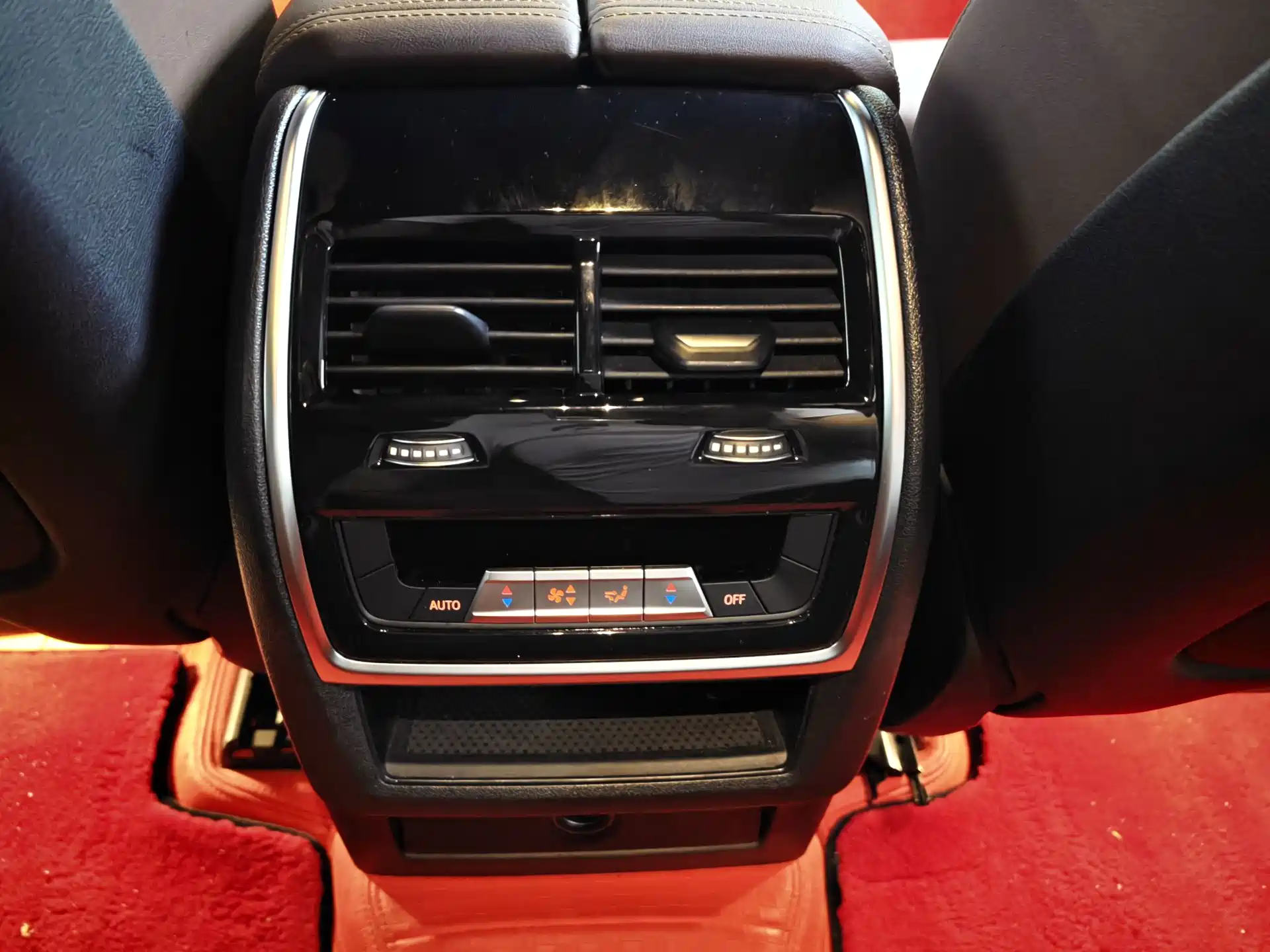 Photo 11 - BMW X6