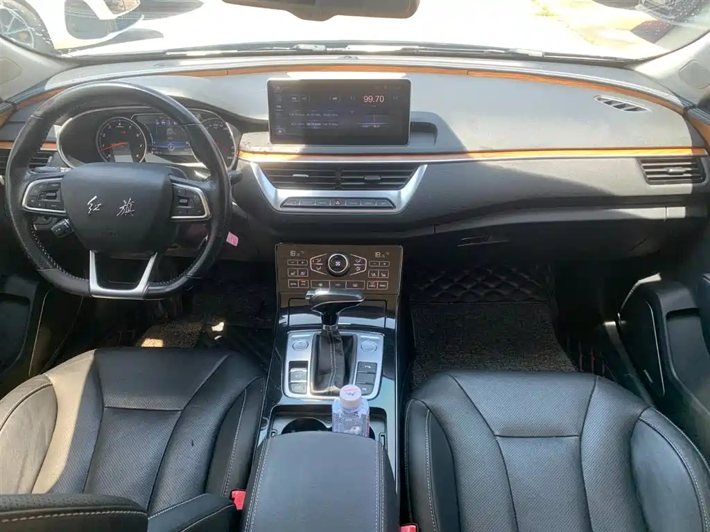 Hongqi H5 2018 30TD Smart Connected Royal Edition фото 6