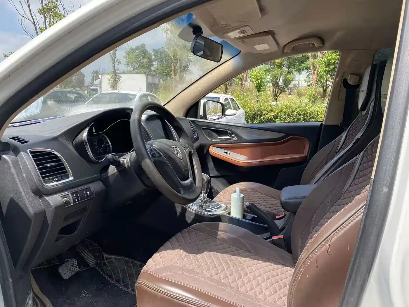 Baojun 560 2017 2016 1.8L iAMT Elite