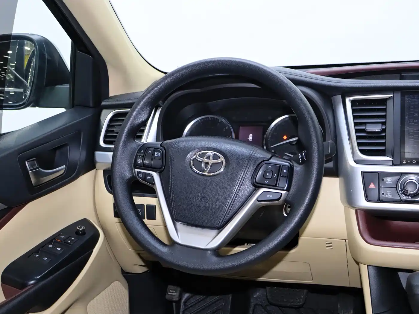 Toyota Highlander 2015 2.0T AWD Elite Edition 7-seater фото 19