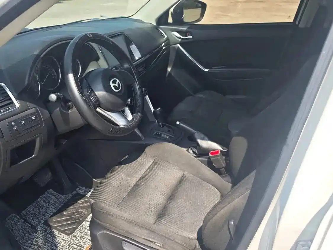 Фото 8 - Mazda CX-5