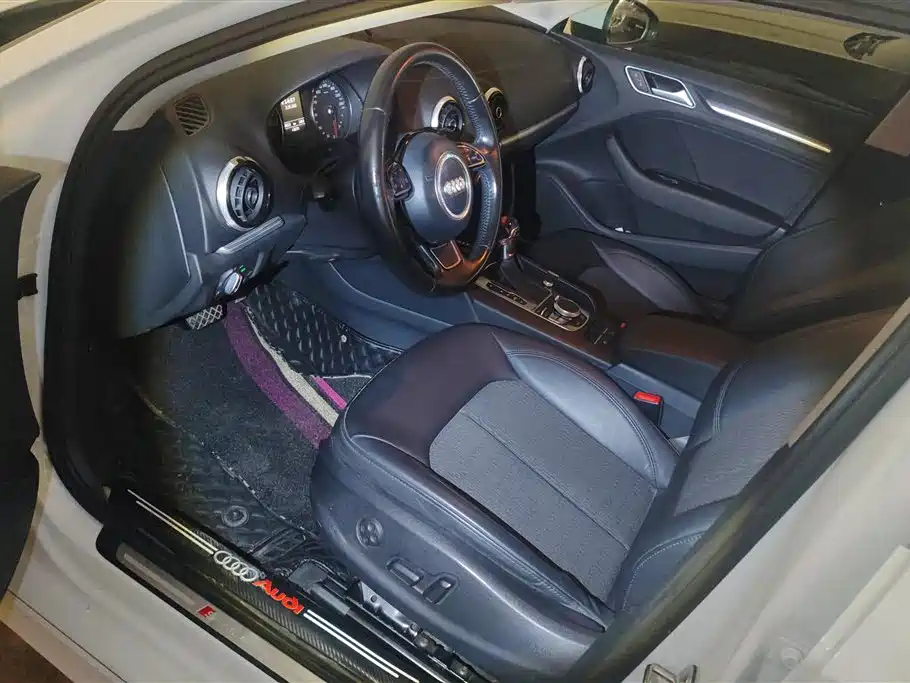 Audi A3 (Import) 2014 Limousine 40 TFSI S line Comfort фото 9