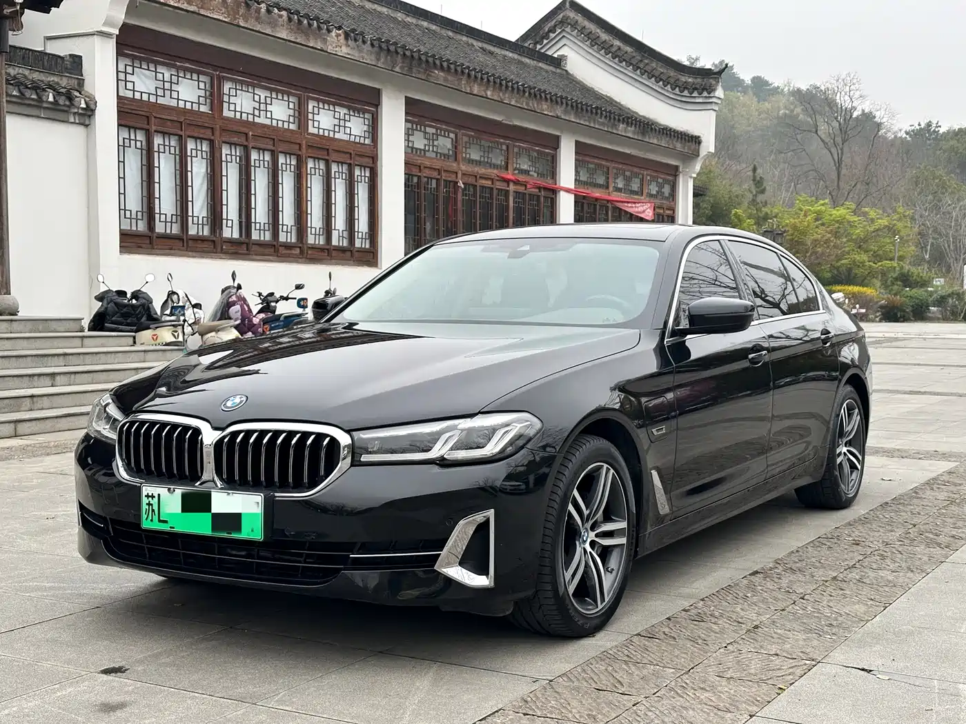 BMW 5 Series New Energy 2022 Facelift 535Le Luxury Package