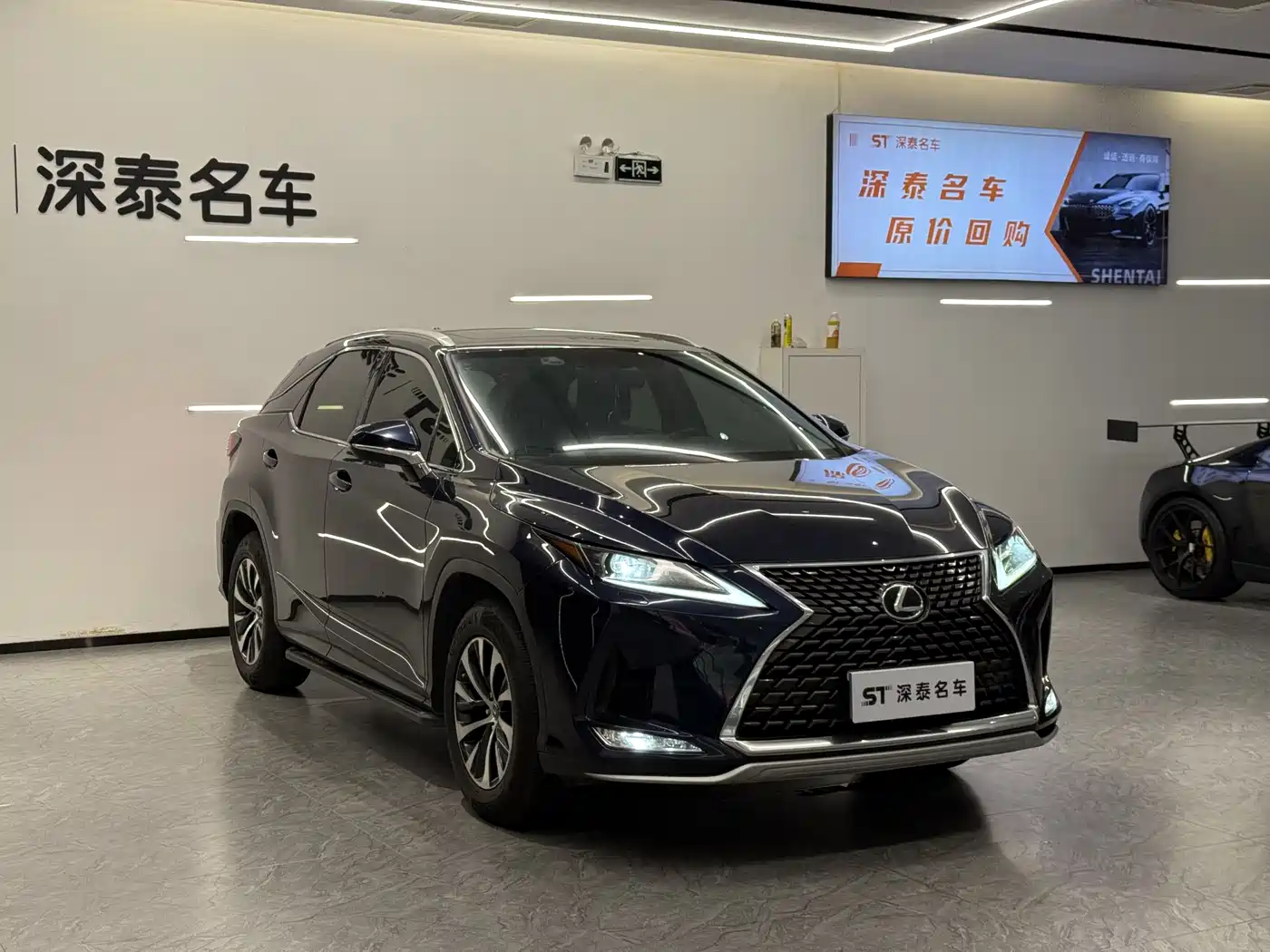 LEXUS RX