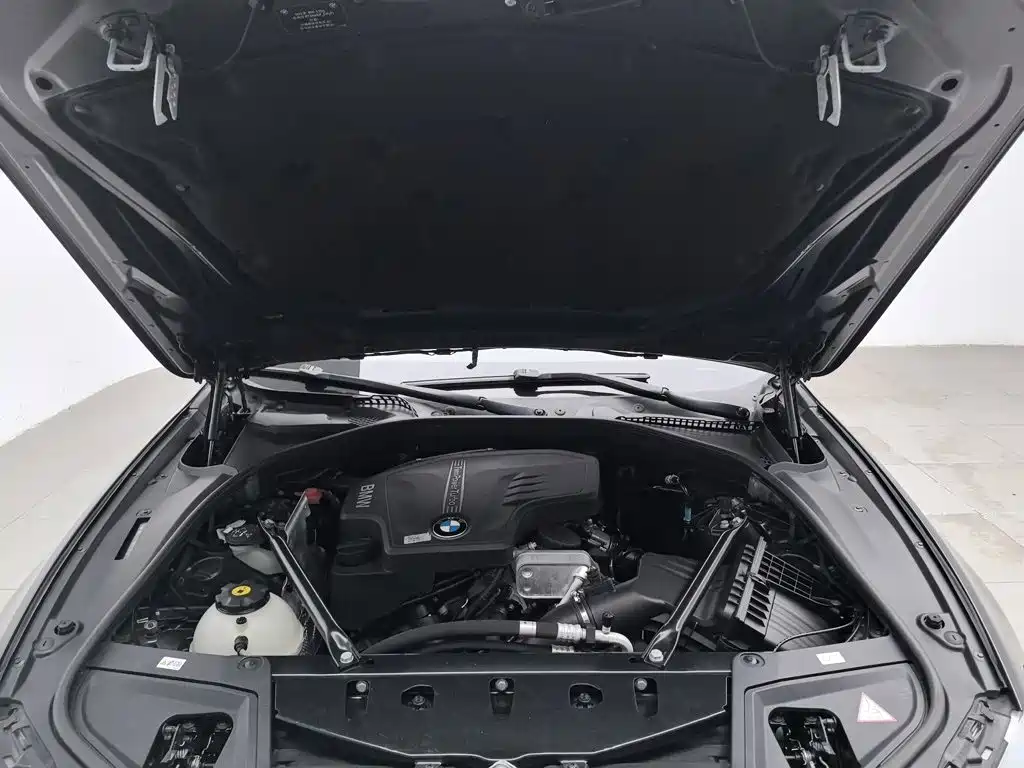 Фото 6 - BMW 5 Series (Import)