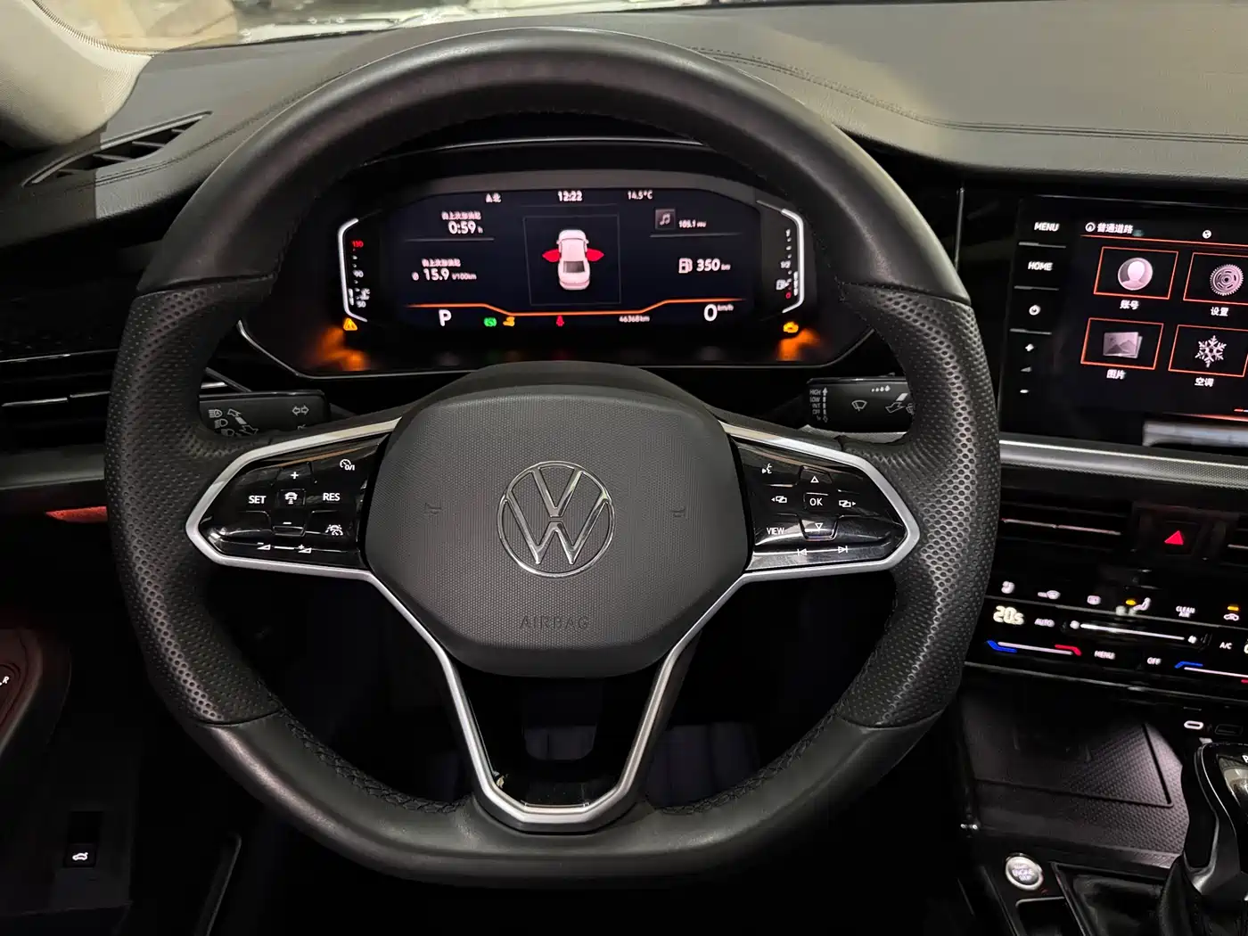 Volkswagen Passat 2022 330TSI Luxury Edition фото 8