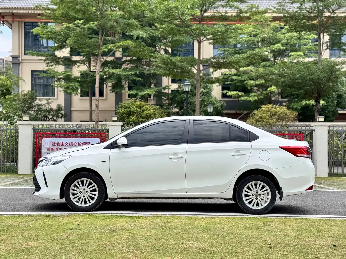 Toyota Vios 2019 1.5L CVT Chuangxing Edition фото 4
