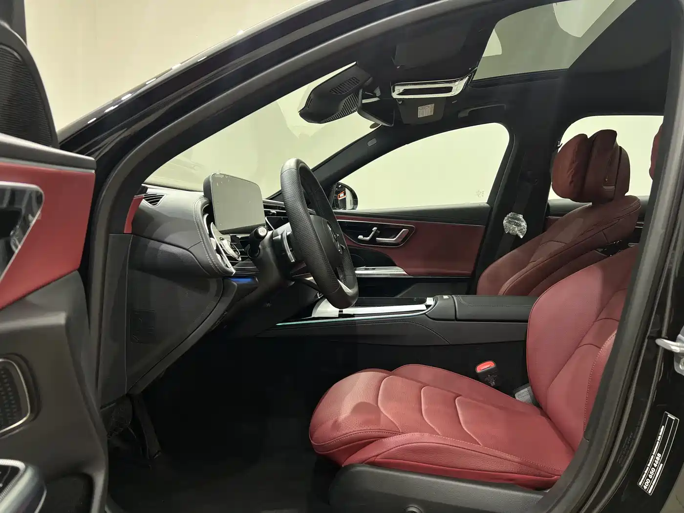 Mercedes-Benz E-Class 2024 E 260 L 4MATIC Sport фото 8