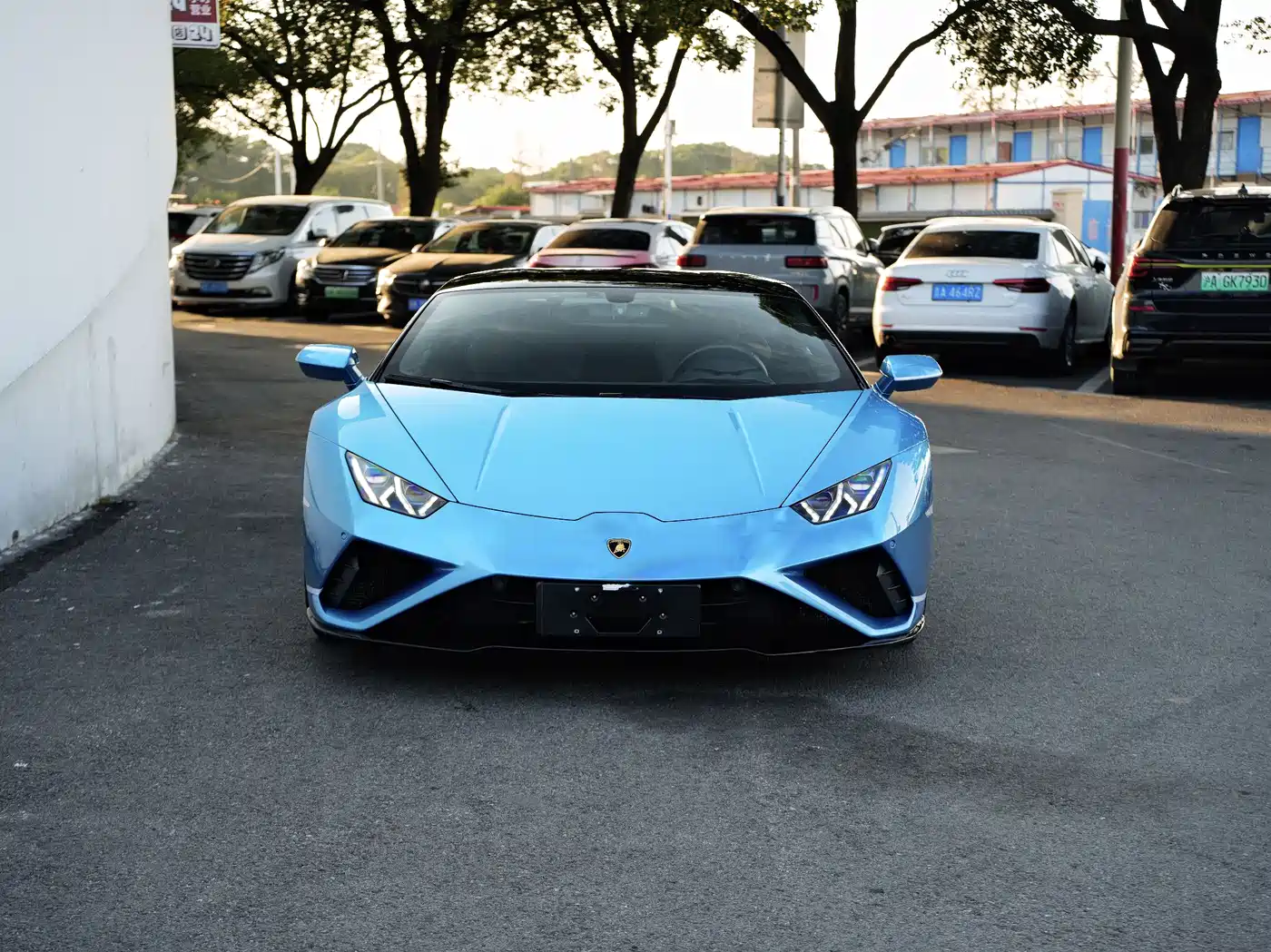 Lamborghini Huracán 2020 Huracán EVO RWD фото 2