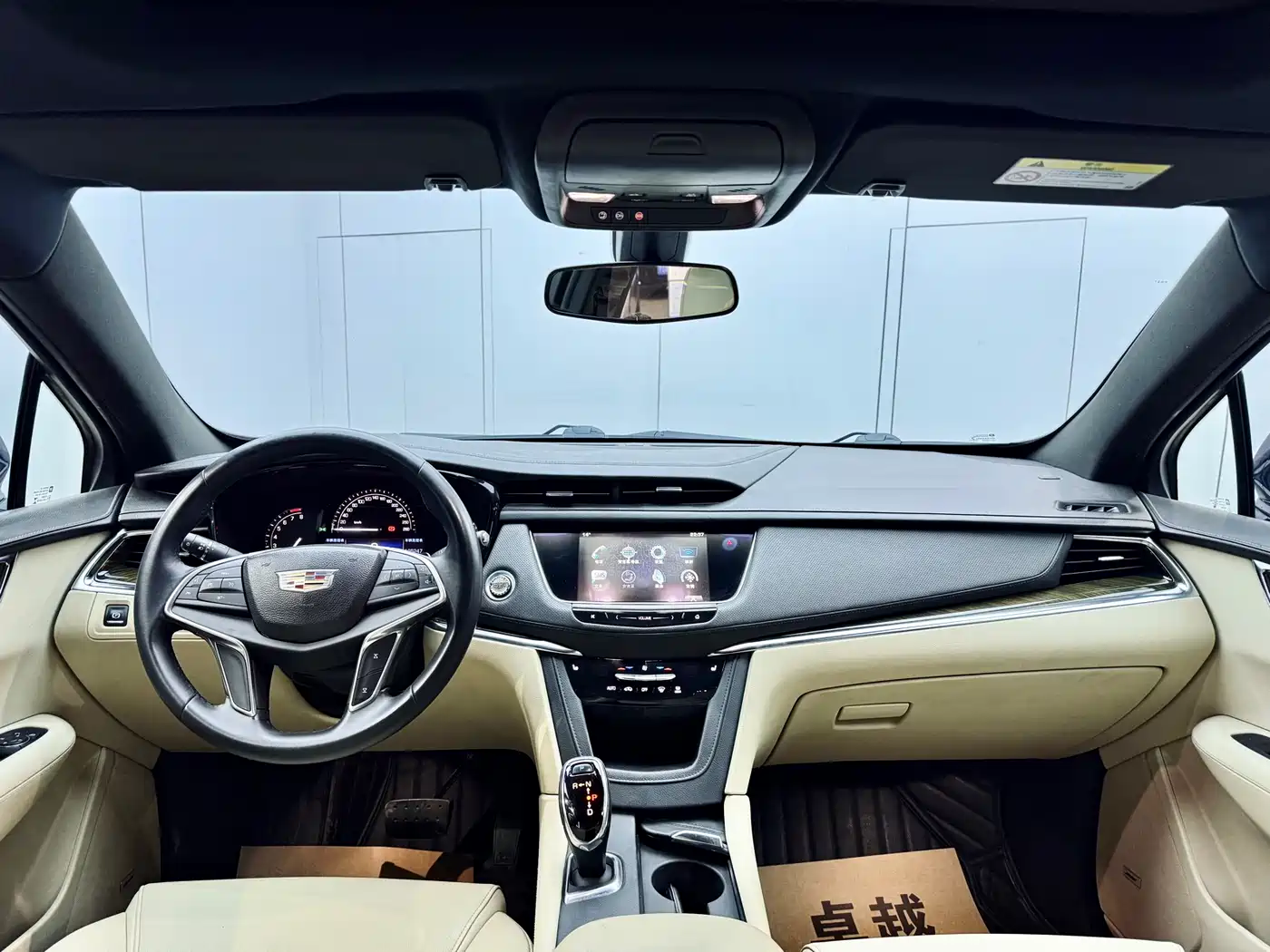 Cadillac XT5 2016 28T AWD Technology Model фото 19