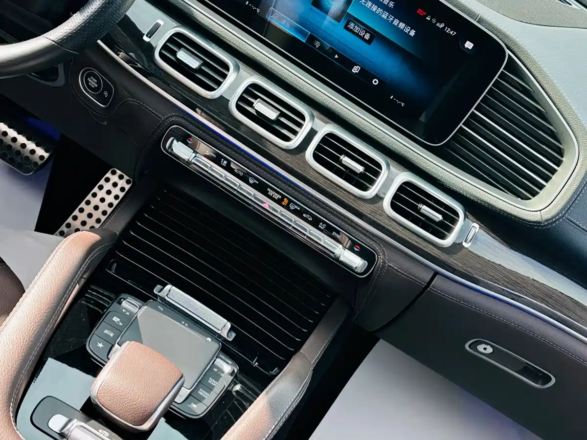 Mercedes-Benz GLS 2023 GLS 450 4MATIC Fashion Edition фото 23