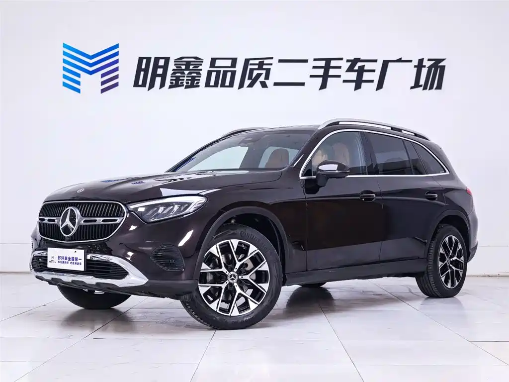 Mercedes-Benz GLC 2023 GLC 260 L 4MATIC Sport 5-seater фото 2