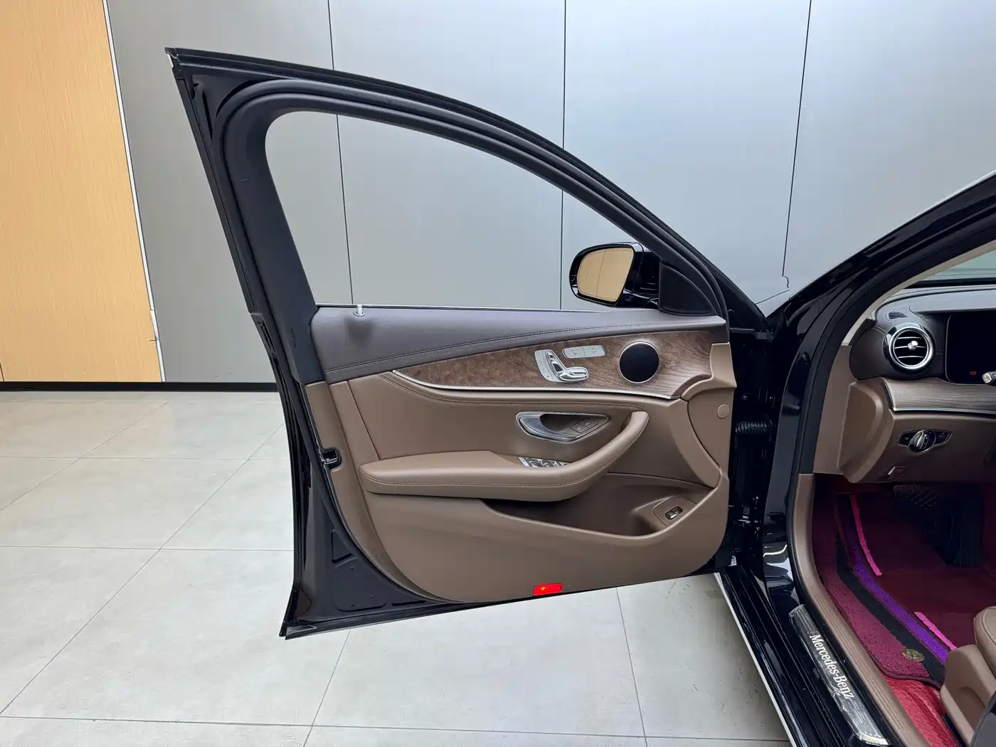 Mercedes-Benz E-Class 2023 Facelift E 300 L Fashion фото 4