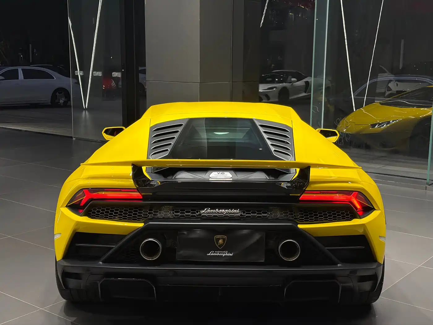 Lamborghini Huracán 2020 Huracán EVO RWD фото 9