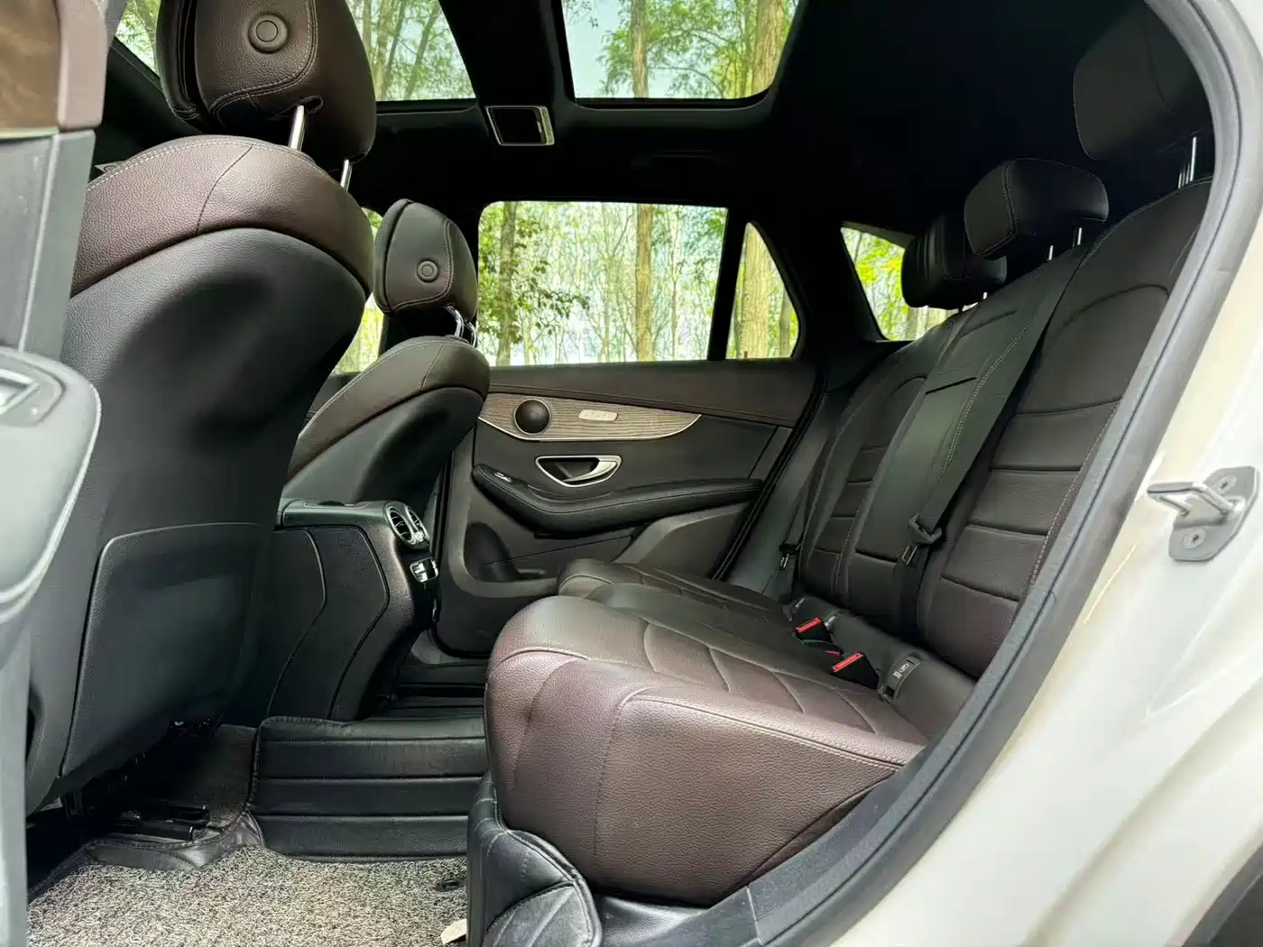 Mercedes-Benz GLC 2021 GLC 260 L 4MATIC Luxury фото 4