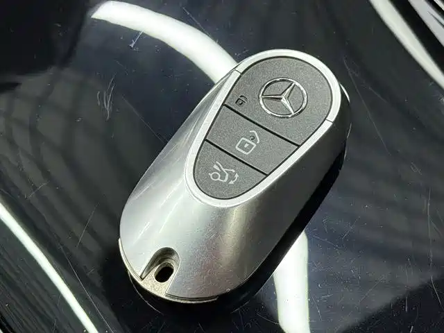 Mercedes-Benz C-Class 2023 Facelift II C 260 L Sport Edition фото 8