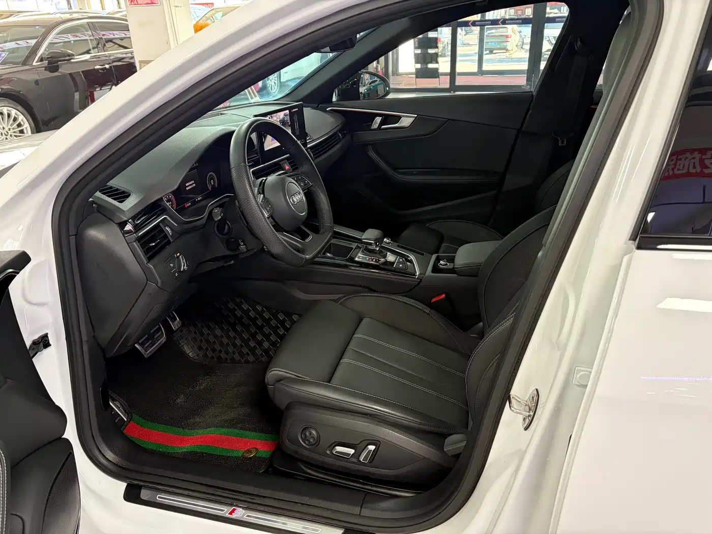 Audi A4L 2024 40 TFSI Luxury Dynamic фото 8