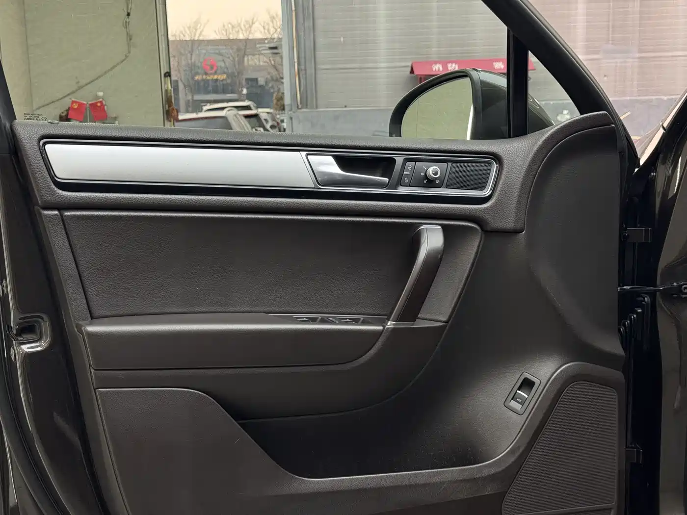Volkswagen Touareg 2016 3.0TSI Standard фото 19