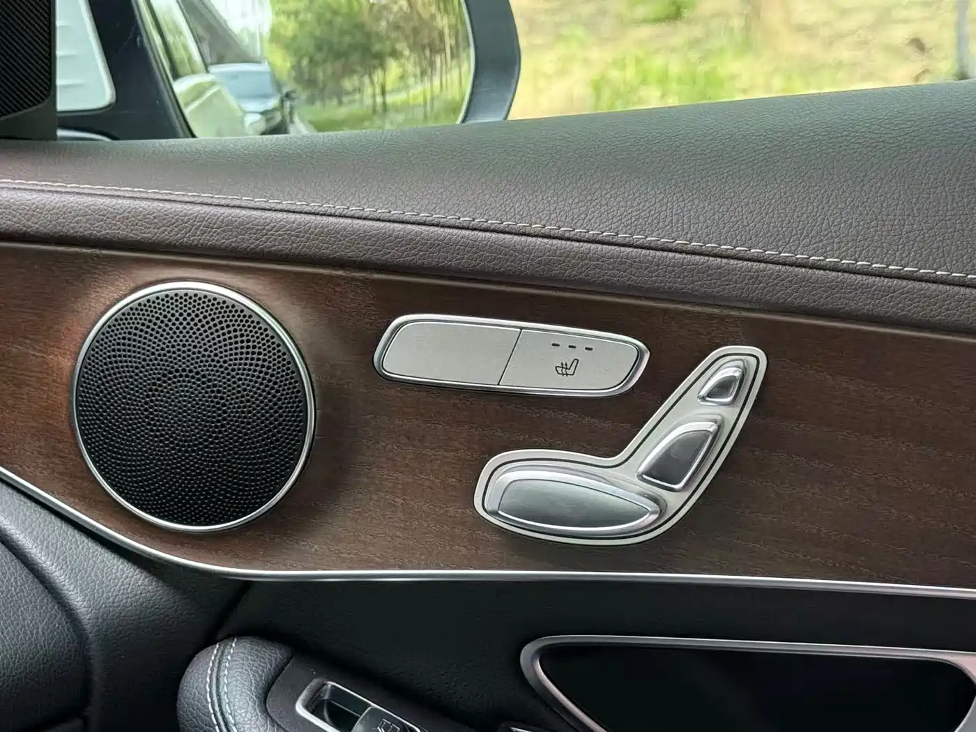 Mercedes-Benz GLC 2021 GLC 260 L 4MATIC Luxury фото 13