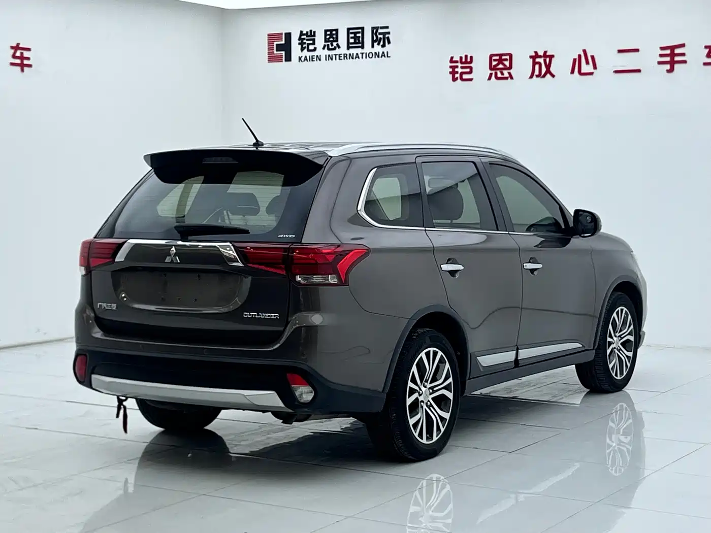 Mitsubishi Outlander 2016 2.4L 4WD Elite Edition 5-seater фото 25