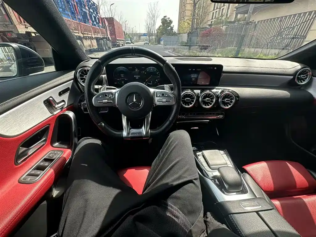 Mercedes-Benz CLA AMG 2020 AMG CLA 35 4MATIC фото 8