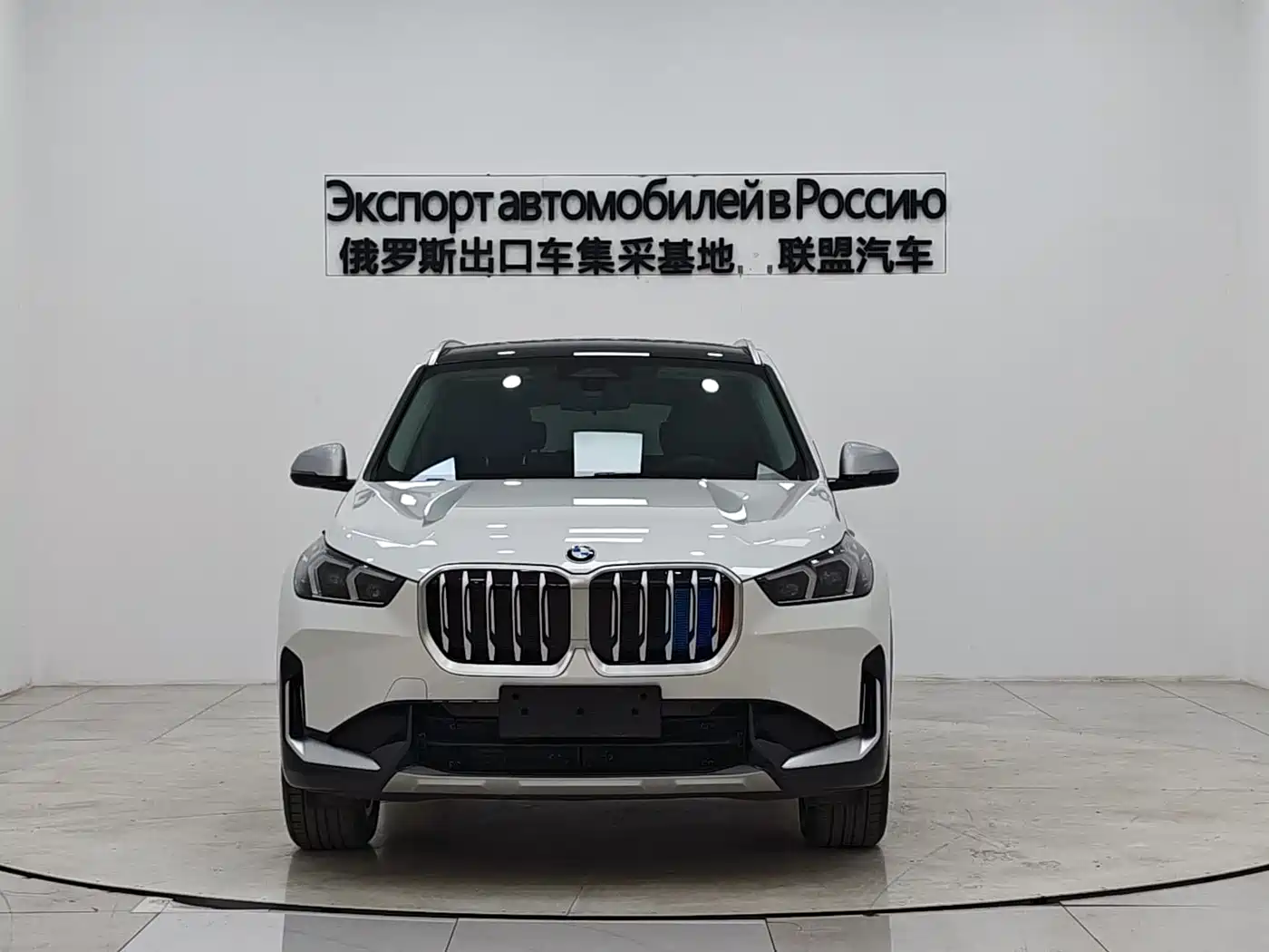 BMW X1 2024 sDrive20Li X Design Package фото 2