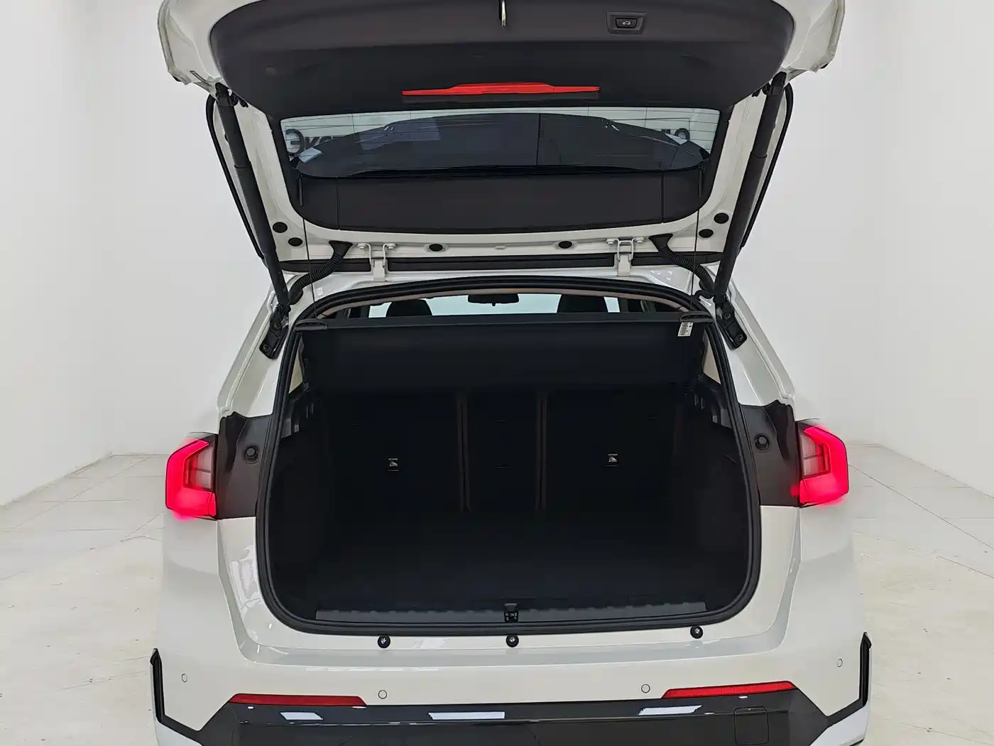 BMW X1 2024 sDrive20Li X Design Package фото 16
