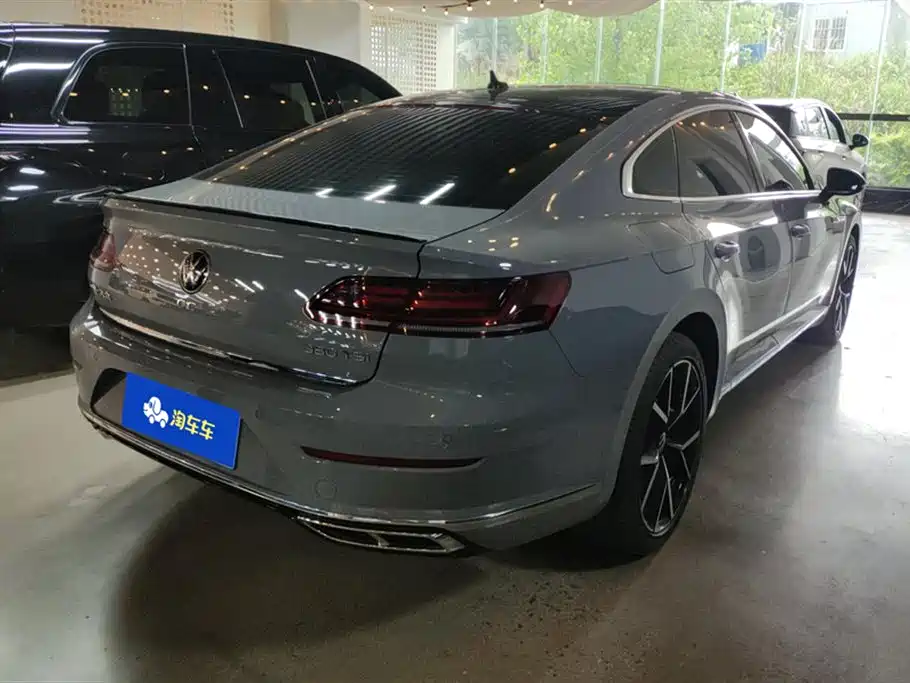 Volkswagen FAW-Volkswagen CC 2023 380TSI Eye-catching Edition фото 3