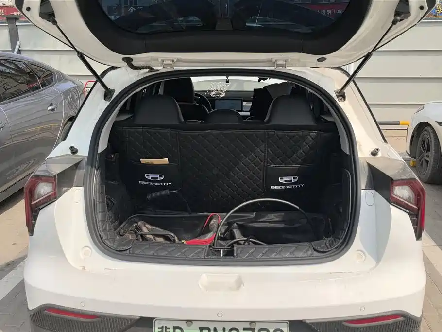 GEELY GEOMETRY E FIREFLY