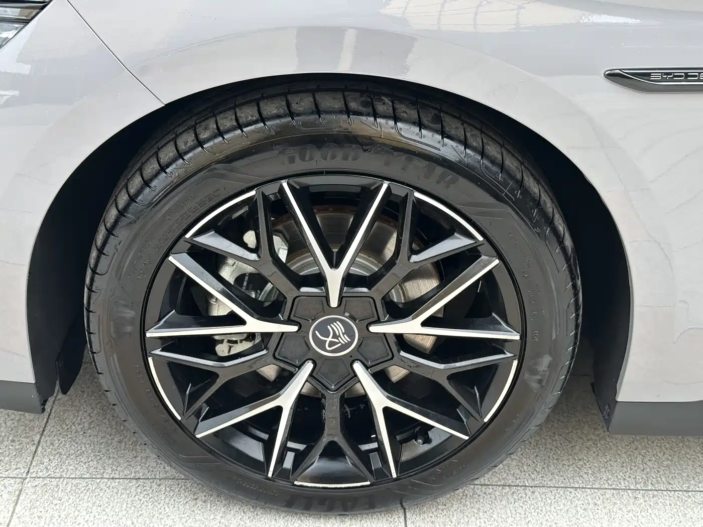 BYD HAN