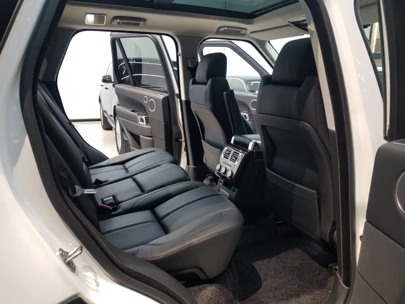 Land Rover Range Rover 2016 3.0 SC V6 Vogue фото 8