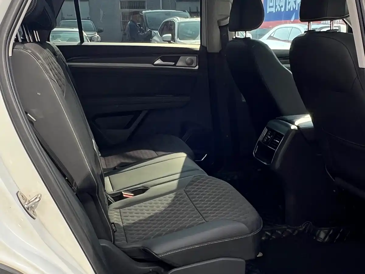 Volkswagen Teramont 2019 Teramont X 380TSI 4WD Luxury Edition фото 18