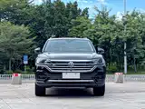 Фото 2 - Volkswagen Touareg