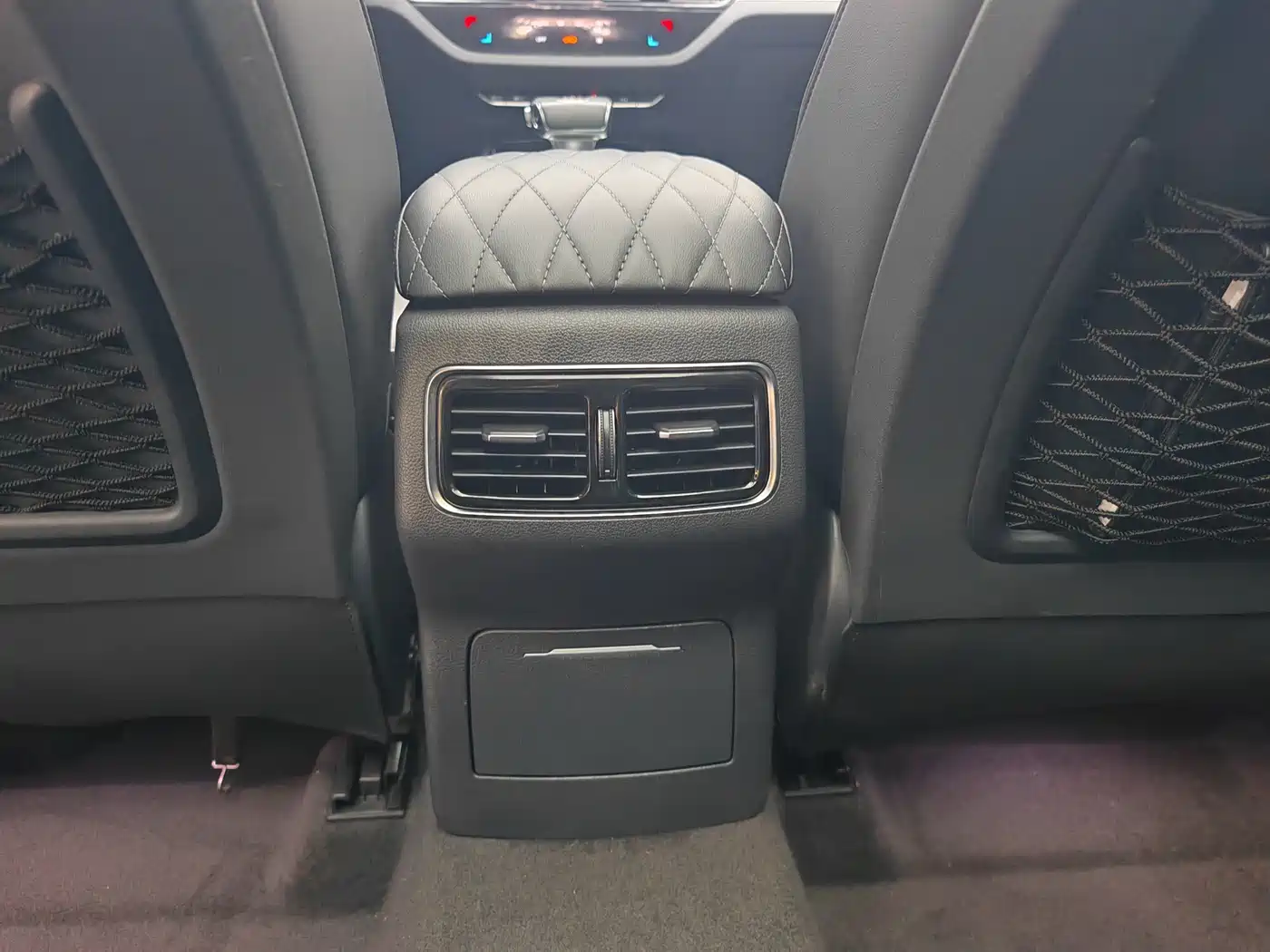 Hongqi HS5 2022 2.0T Smart Connect Premium Edition фото 21