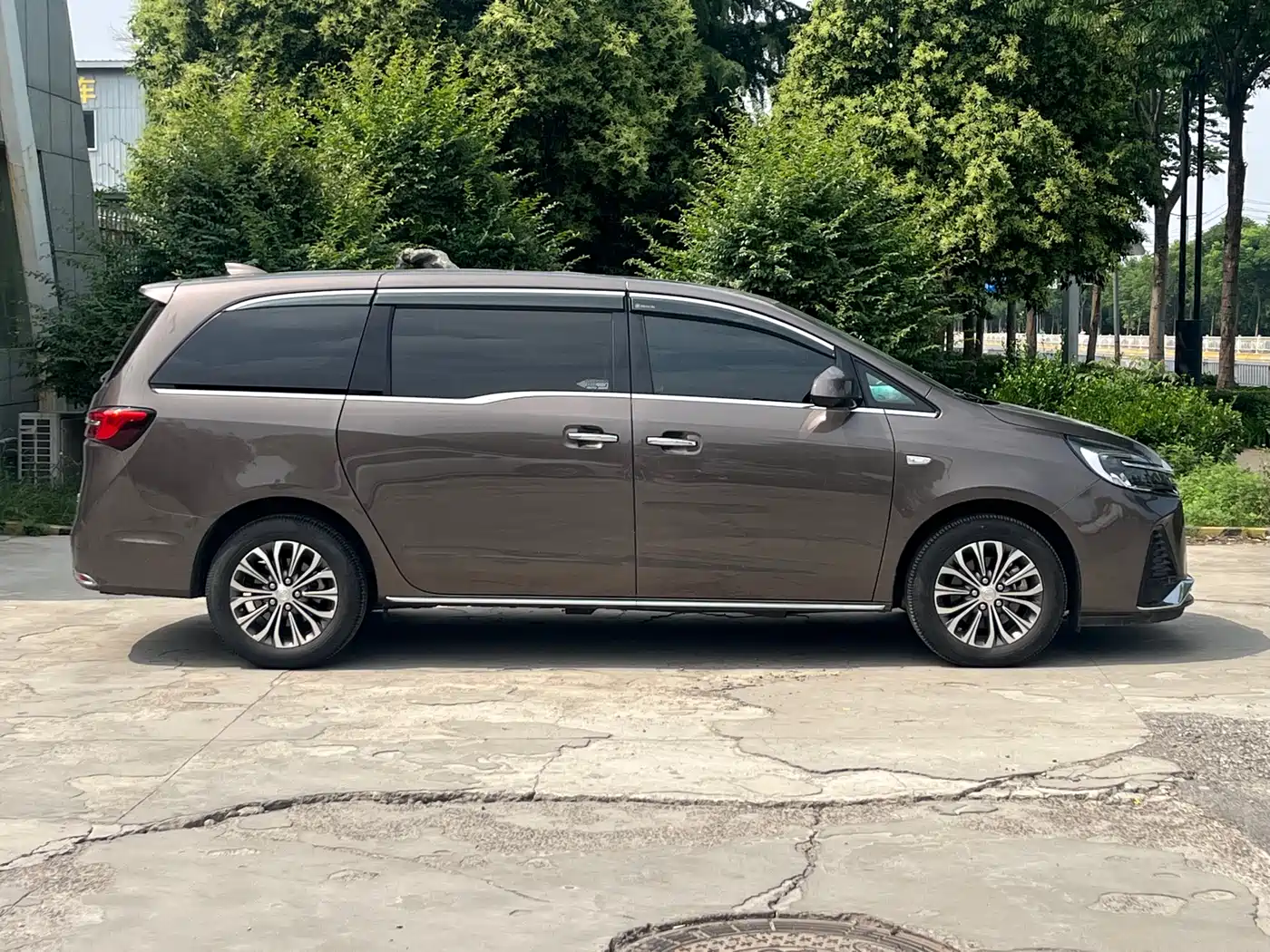Buick GL8 2023 Land Business Class 652T Luxury фото 7