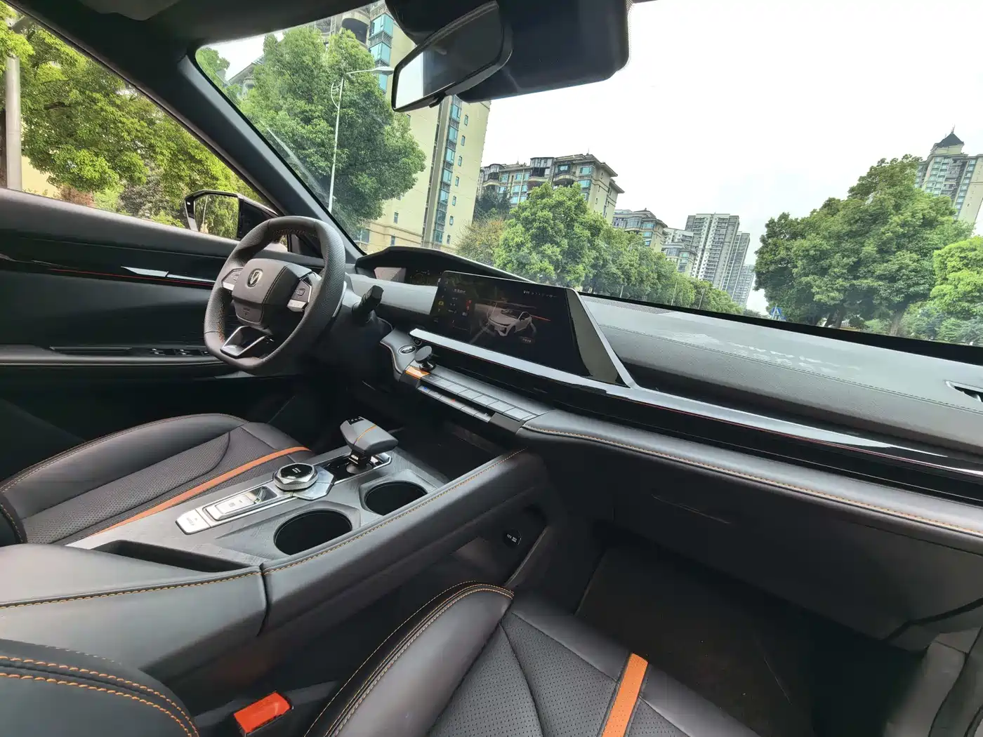 CHANGAN UNI-V