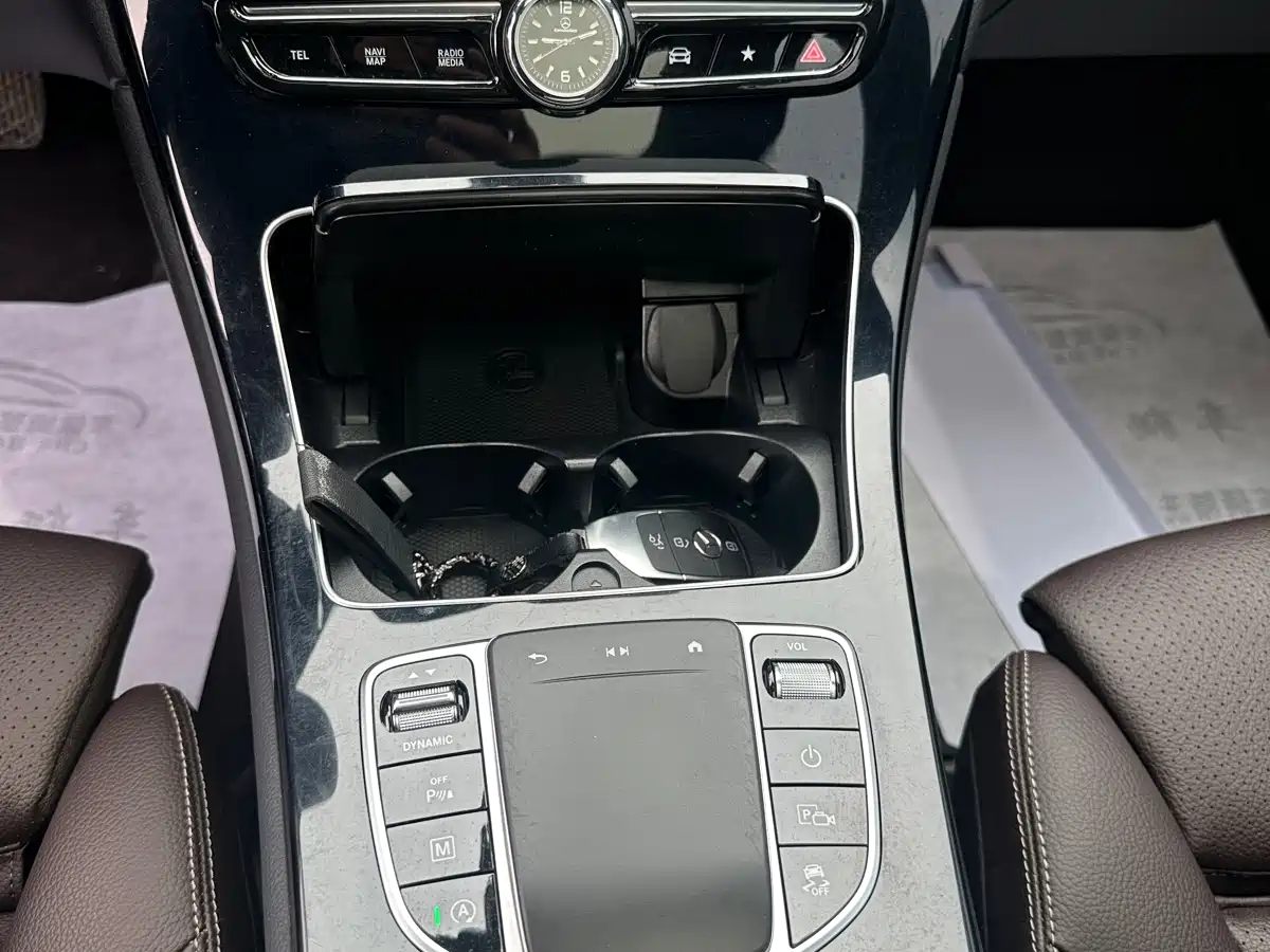 Mercedes-Benz GLC 2022 Facelift III GLC 260 L 4MATIC Dynamic фото 15