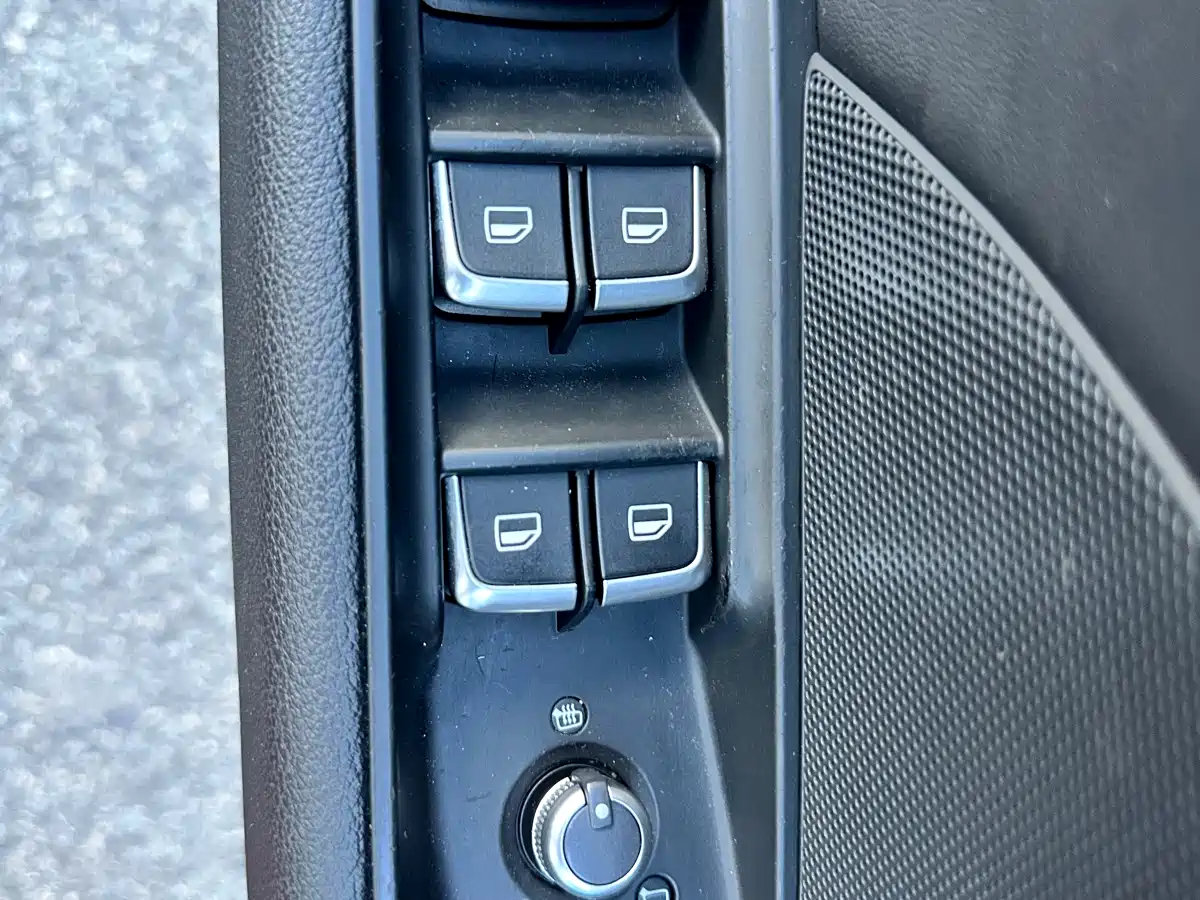 Audi A3 (Import) 2015 Cabriolet 40 TFSI фото 13