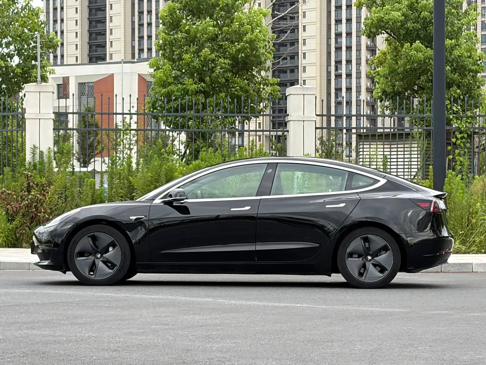 Фото 3 - Tesla Model 3 (Import)