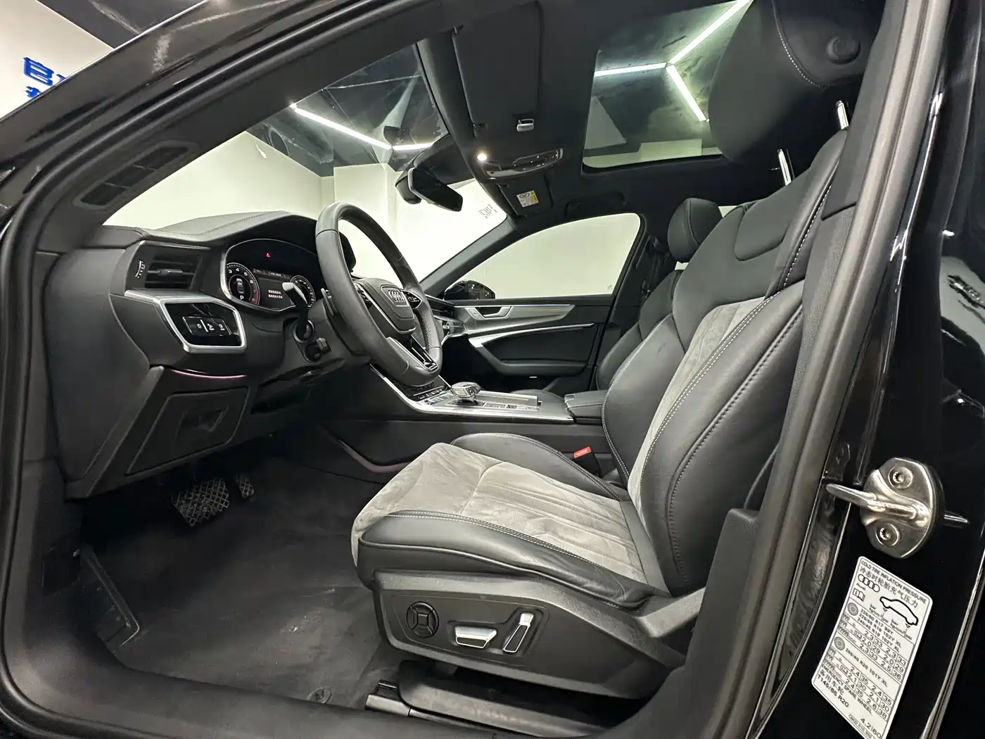 Audi A6L 2024 45 TFSI Premium Dynamic фото 12