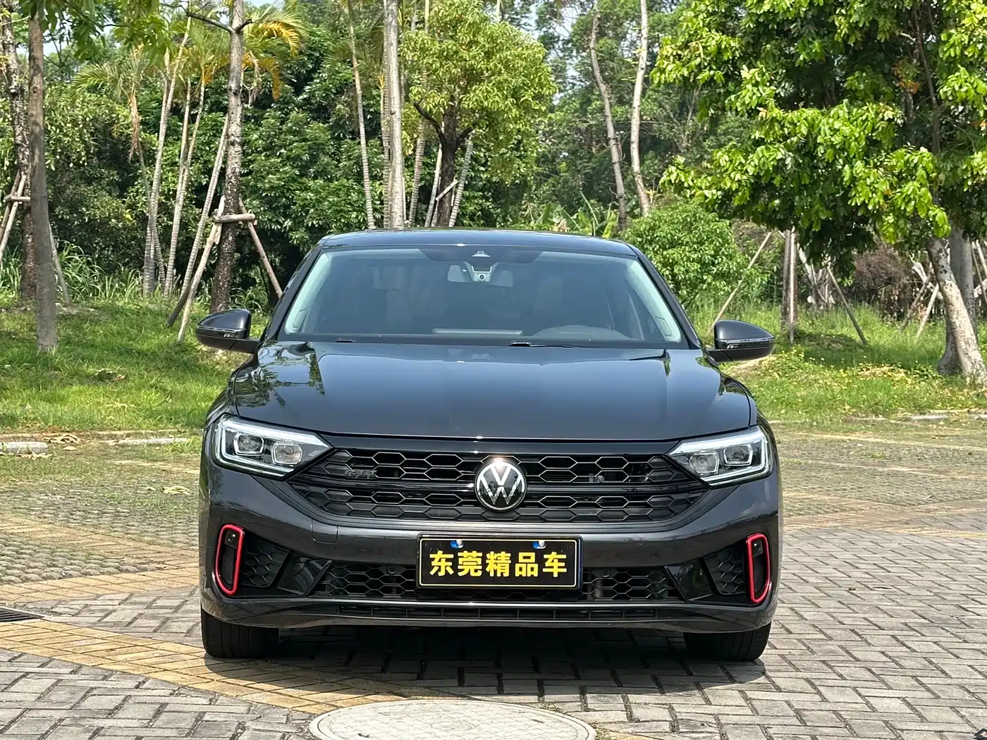 Volkswagen Sagitar 2023 300TSI DSG Surpassing Edition фото 2