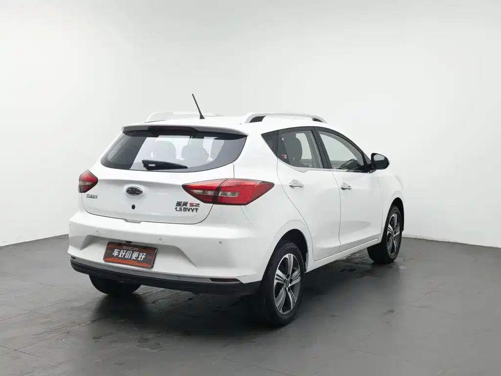 Фото 2 - JAC Refine S2