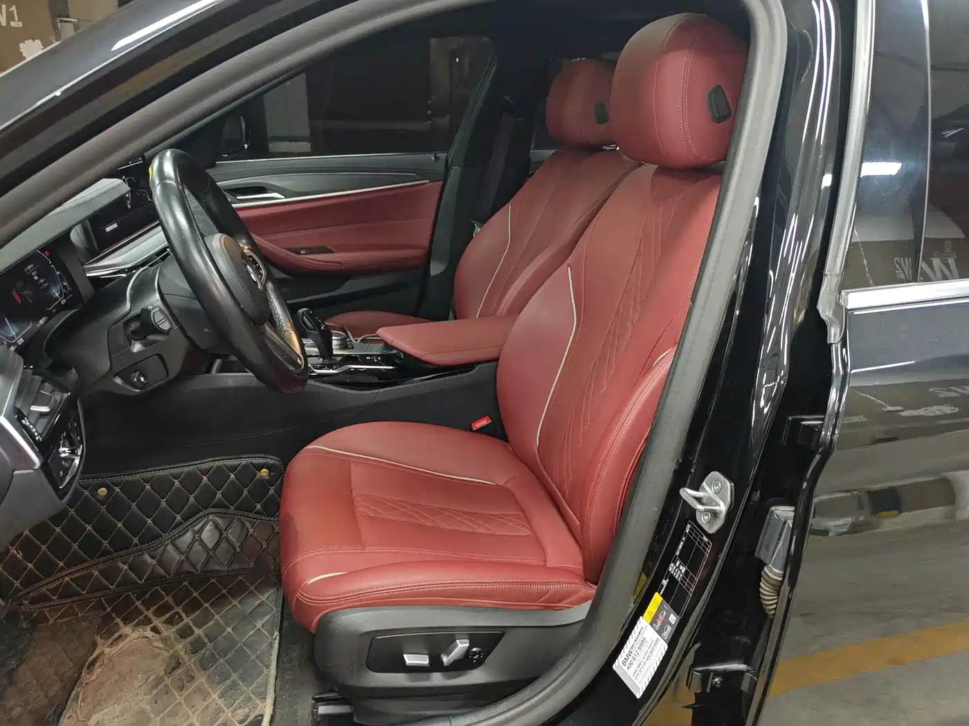 BMW 5 Series 2021 Facelift 530Li Leading M Sport Package фото 9