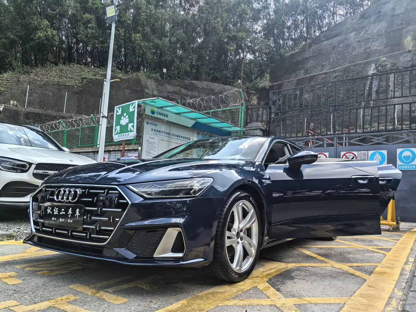 Audi A7L 2022 45 TFSI S-line Future Dream Edition фото 15